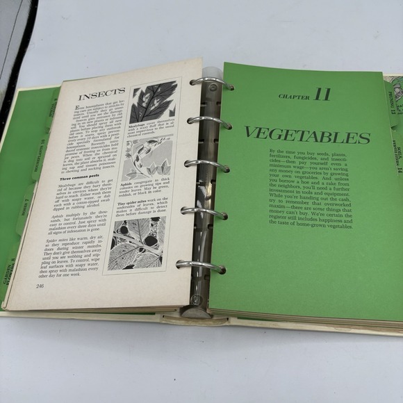 Better Homes & Gardens New Garden Book 5 Ring Hard Binder 3 Edition 1968 Vintage - Picture 13 of 15